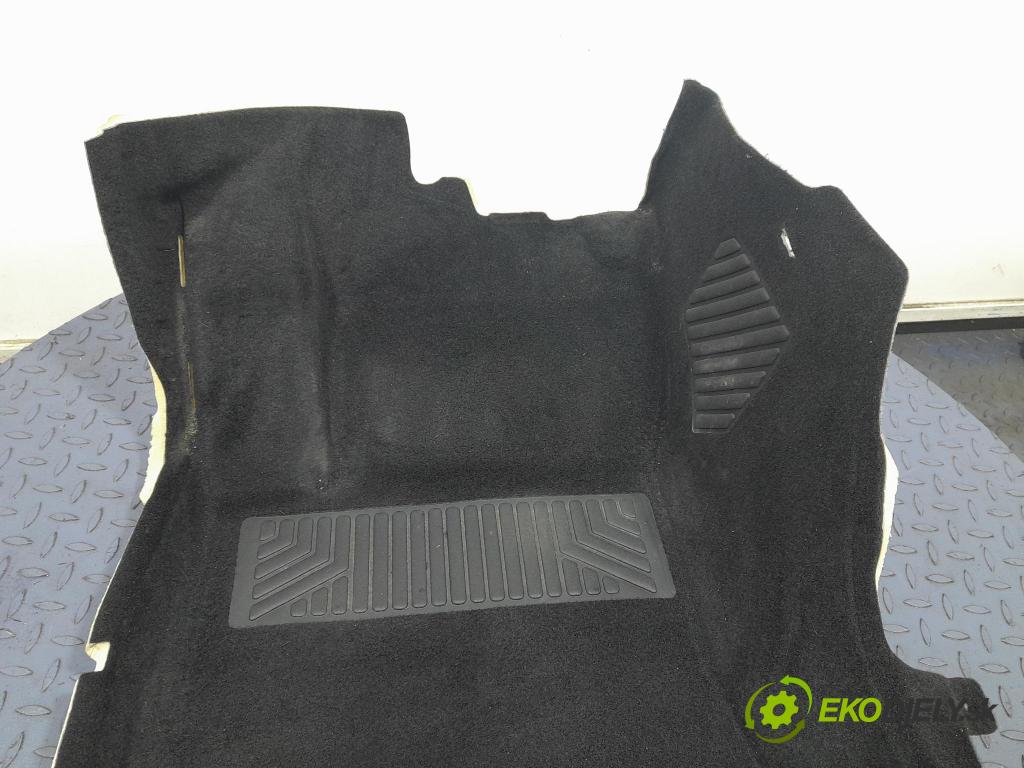 Mercedes A-klasa 2019 koberec do auta A1776801900