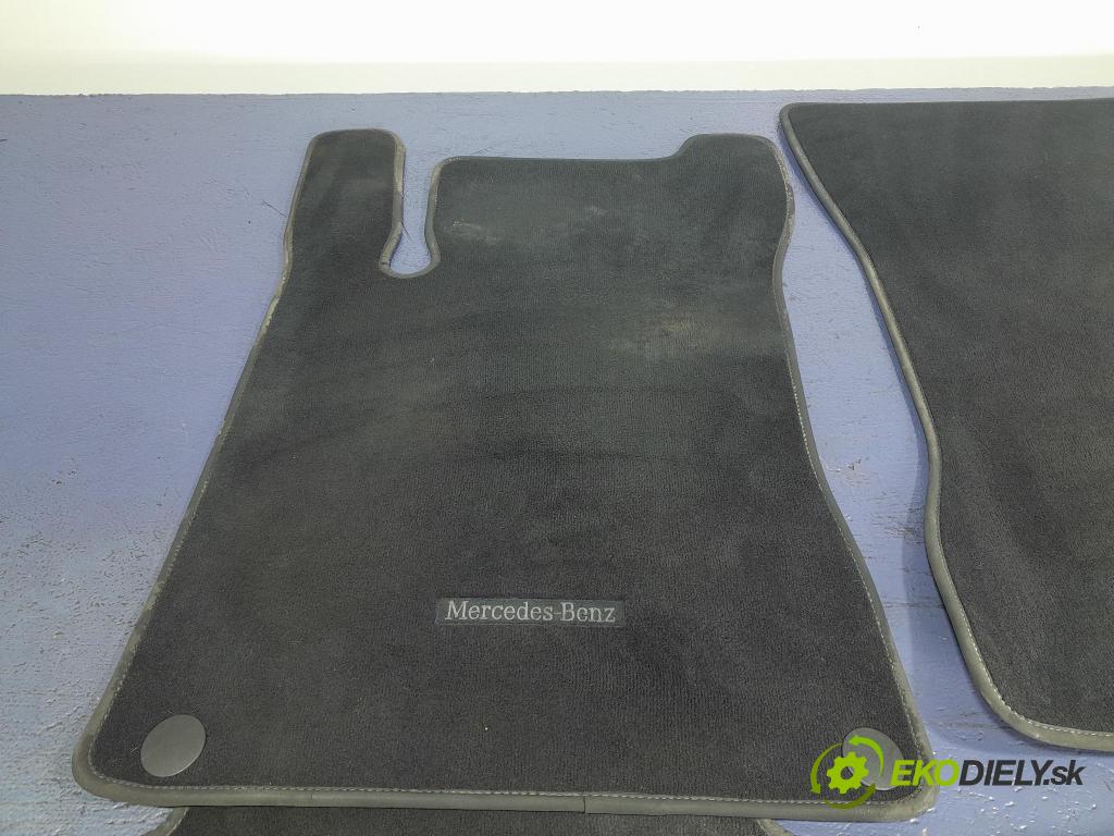 Mercedes A-klasa 2019 koberec do auta A1776805500