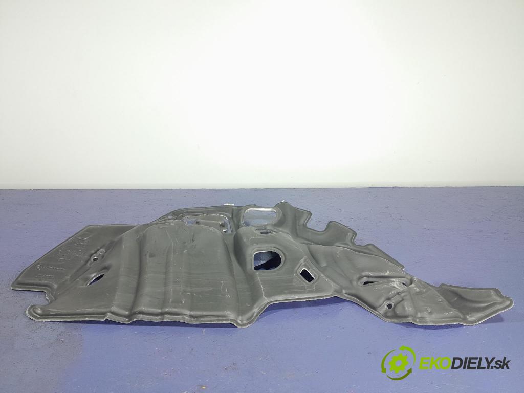 Mercedes A-klasa 2019 zvuková izolace A1776822600