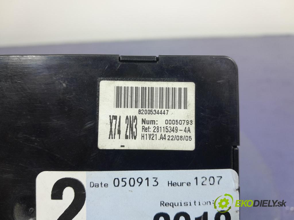Renault Laguna 2005 řídící jednotka 8200534447