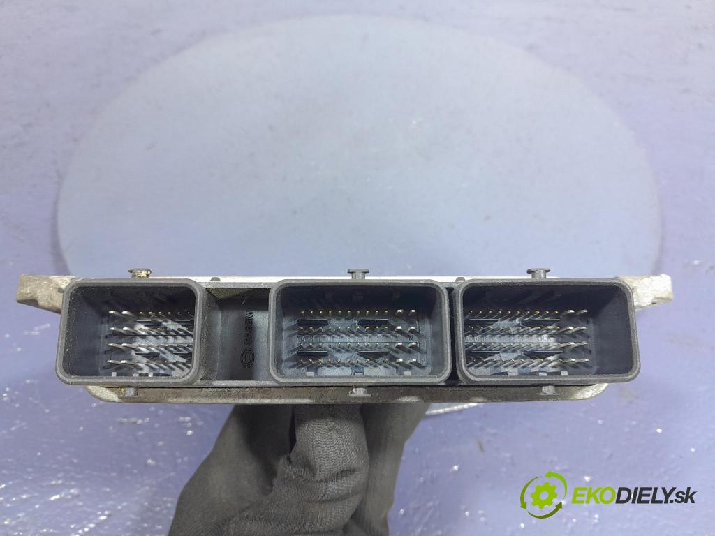 Renault Laguna 2005 řídící jednotka Motor: 8200444586