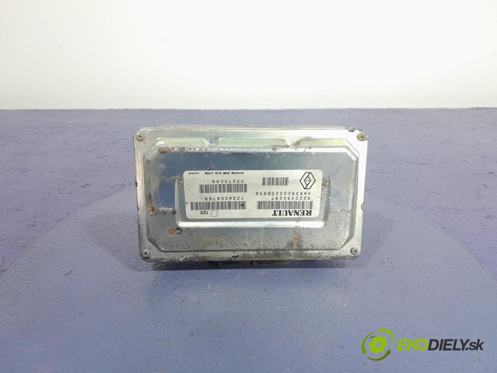 Renault Laguna 2005 řídící jednotka 8200390297