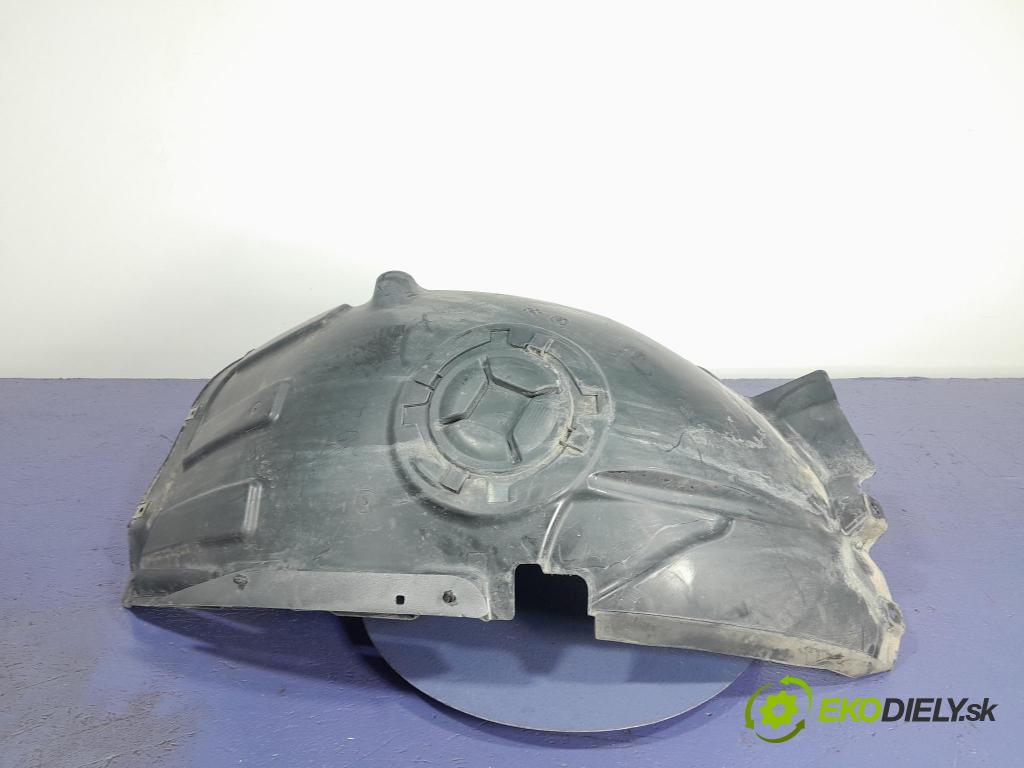 Mercedes A-klasa 2019 Blatník: Plastové: Predné A1776901103