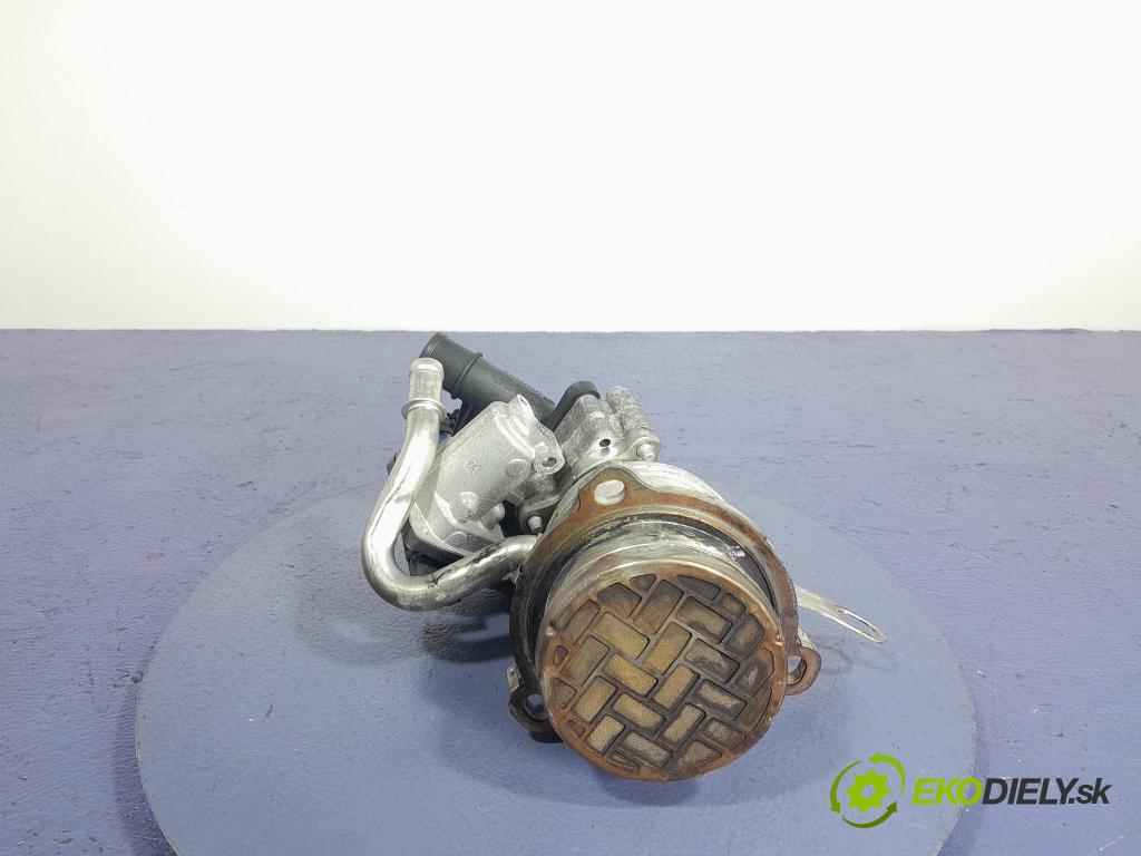 Mercedes A-klasa 2019 Chladič EGR 147359823R