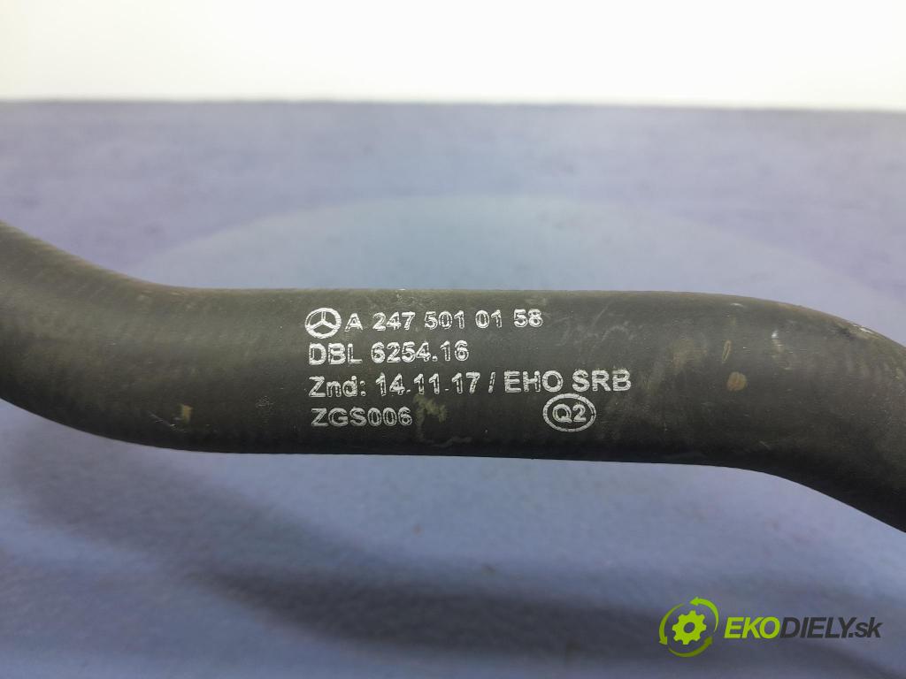 Mercedes A-klasa 2019 trubka Chladič: A2475010158