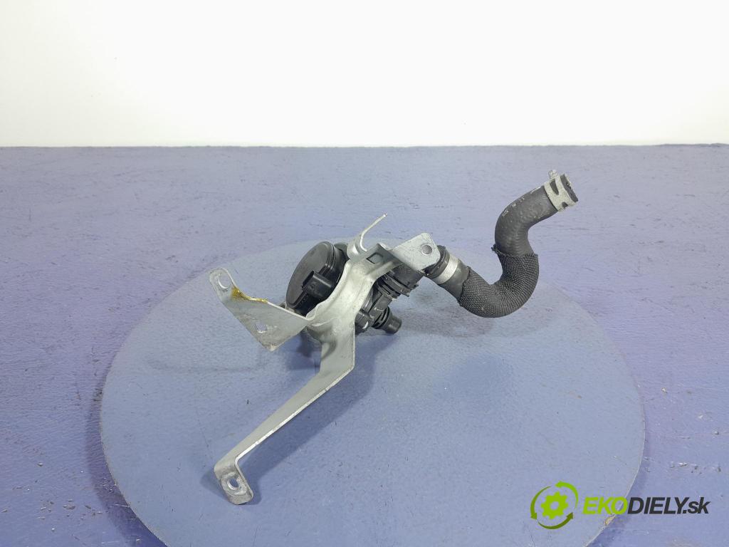 Mercedes A-klasa 2019 čerpadlo Voda: A0005003500