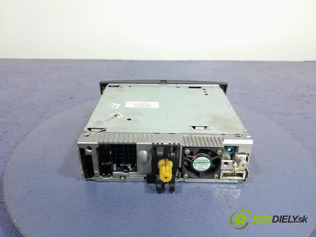 Renault Megane 2006 Radio I Navigace: 8200487884