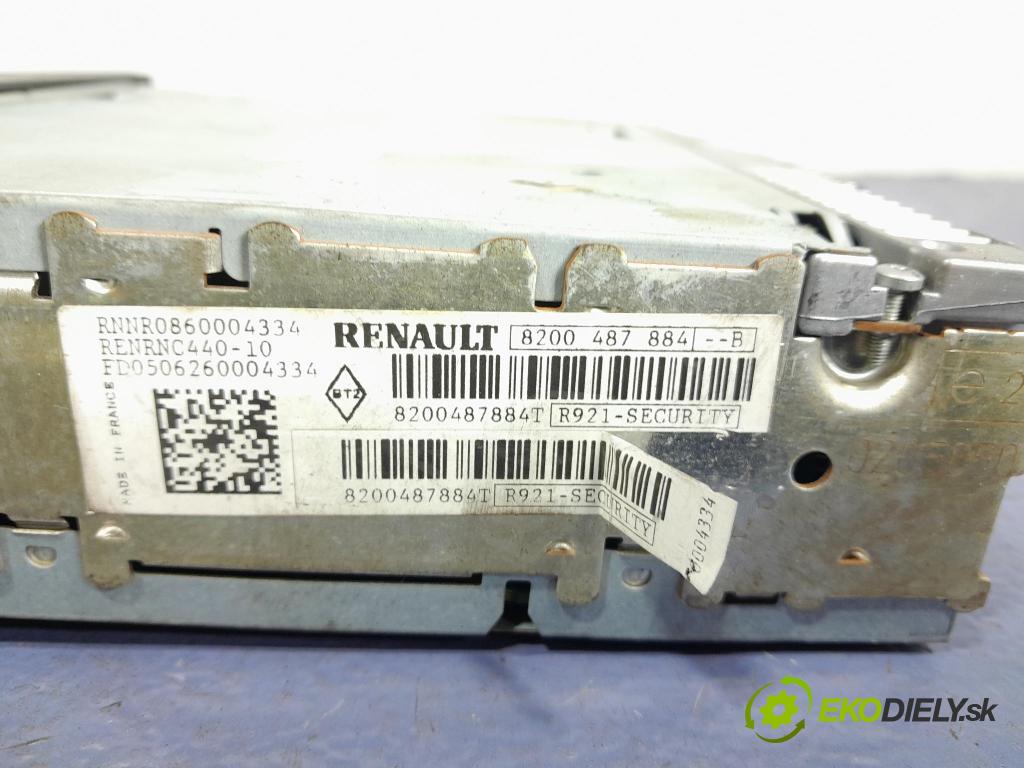 Renault Megane 2006 Radio I Navigace: 8200487884