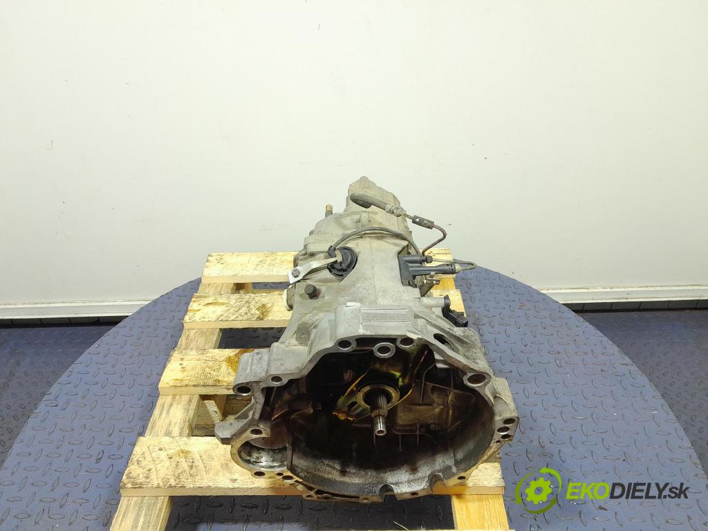 Audi A4 2004 převodovka Ozubené kola: Manualna GZN