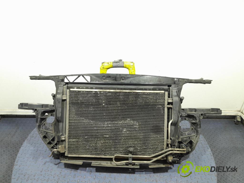 Audi A4 2004 výstuha Predné: / pas predný 8E0805594B