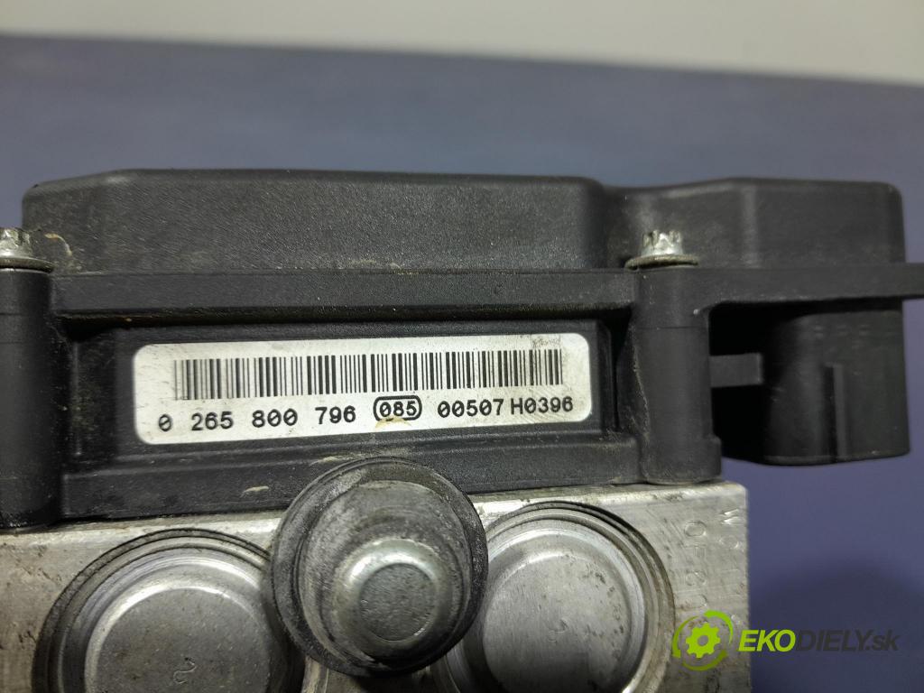 Opel Corsa 2010 čerpadlo ABS x 13277812