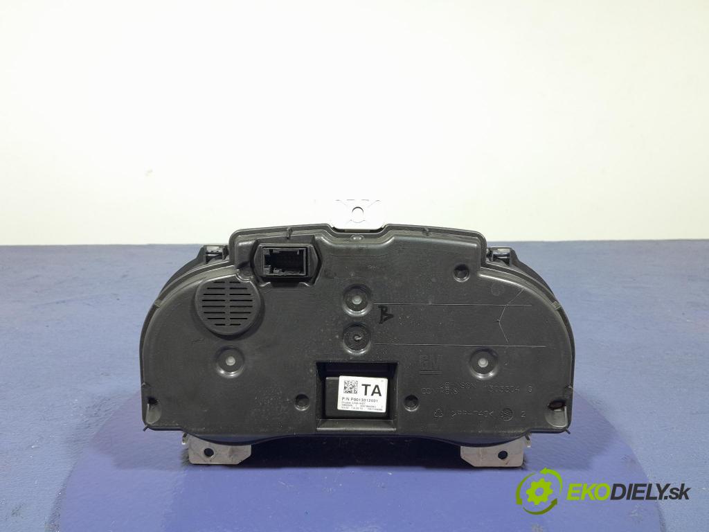 Opel Corsa 2010 Přístrojová deska 13312031