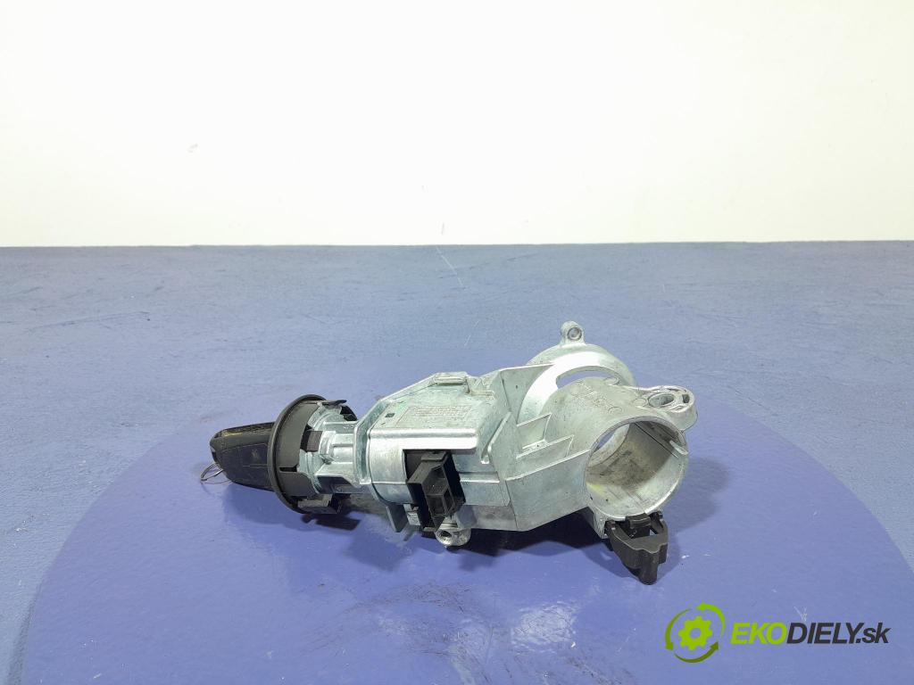 Opel Corsa 2010 Spínač zapalování. 56155E