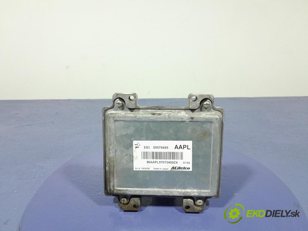 Opel Corsa 2010 řídící jednotka Motor: 55576685