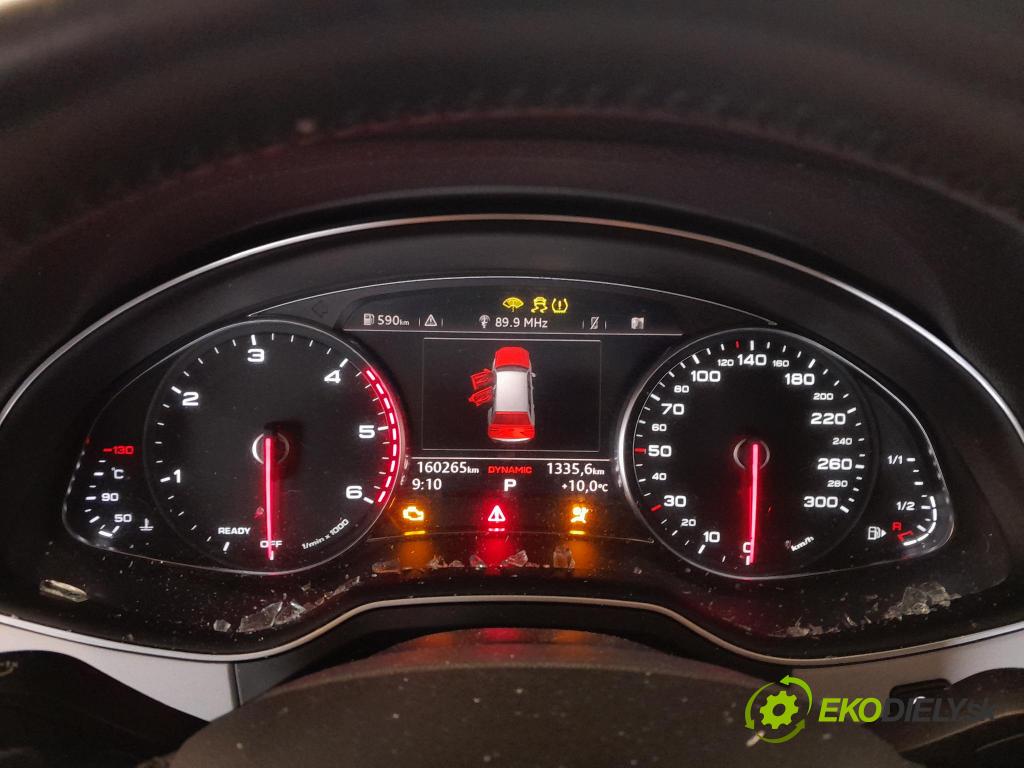 Audi Q7 2018 Přístrojová deska 4M0920771C