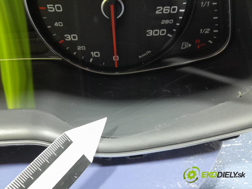 Audi Q7 2018 Přístrojová deska 4M0920771C