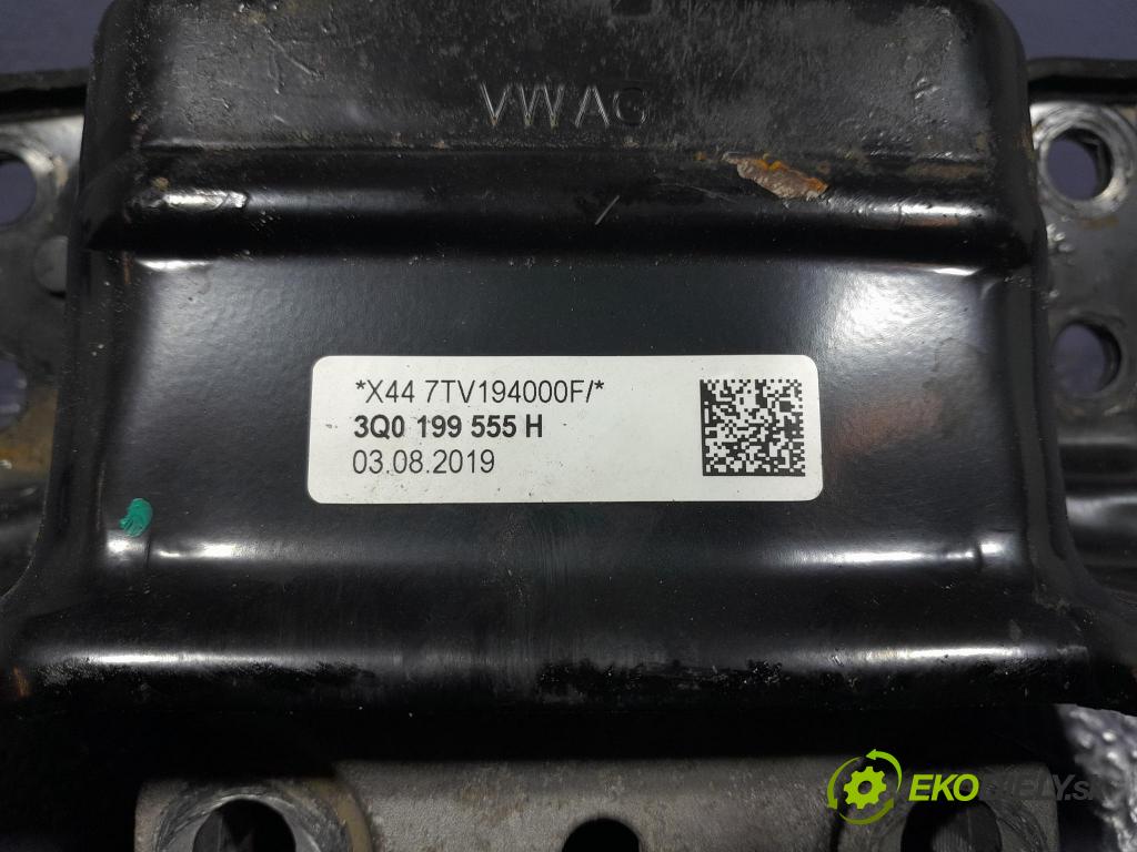 Skoda Superb 2019 Polštář/ Tlapka: Motor: 3Q0199555H