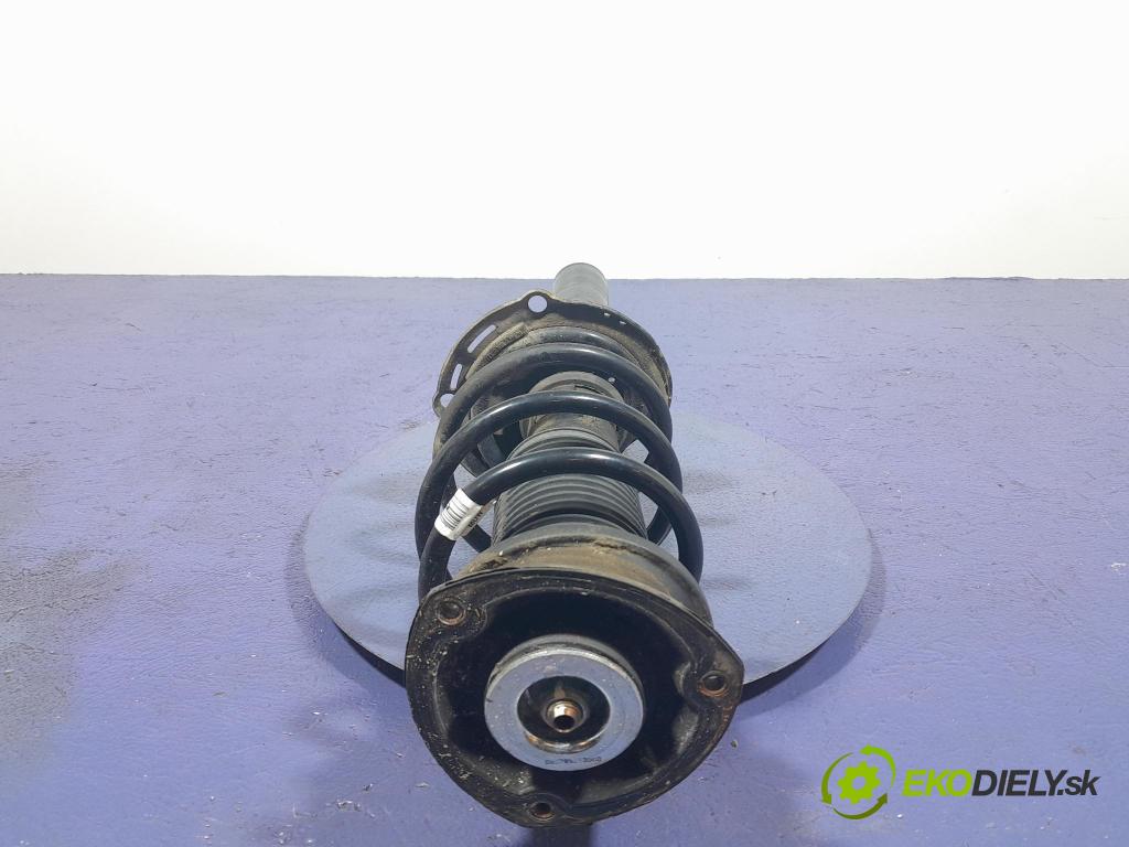 Skoda Superb 2019 tlumič před Lewy. 3Q0413031AK