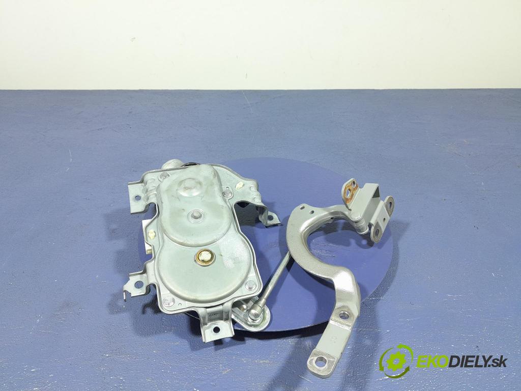 Honda Accord 2010 Aktuátor: L35-69410-C