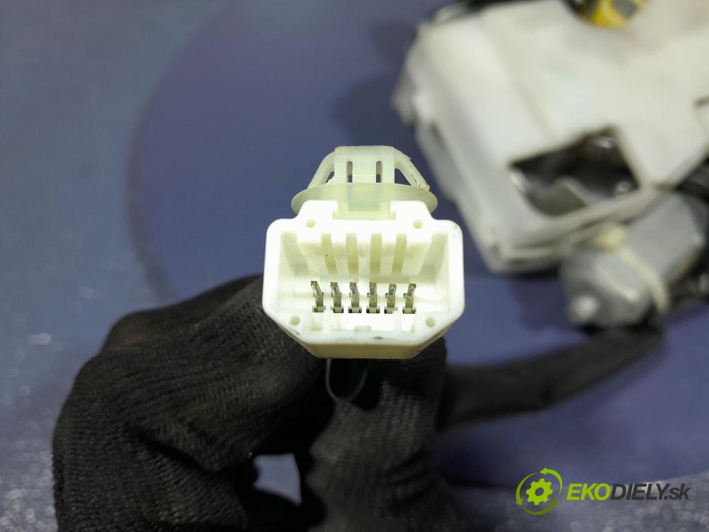 Honda Accord 2010 zámek Klapky: kufr