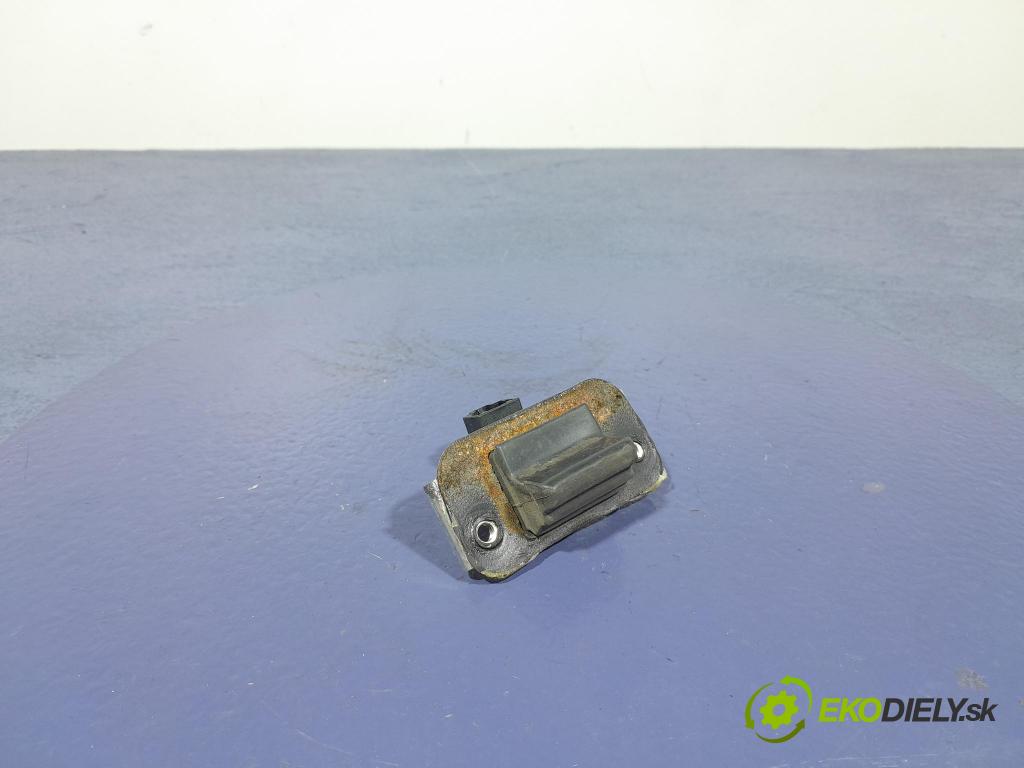 Honda Accord 2010 klika Klapky: Zadní: