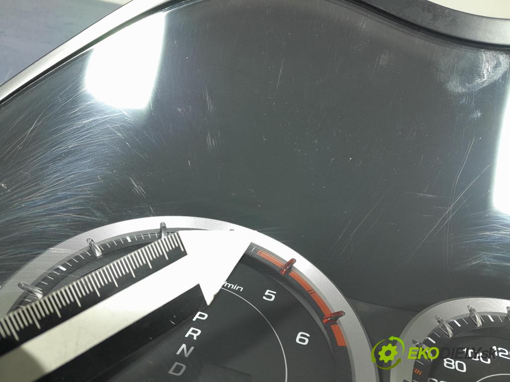 Honda Accord 2010 Přístrojová deska 78100-TL4-G430-C