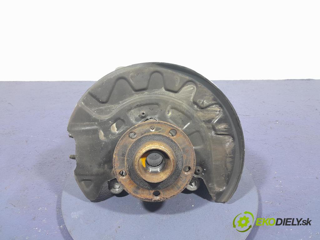 Skoda Superb 2019 náboj Práva: 5Q0407258C