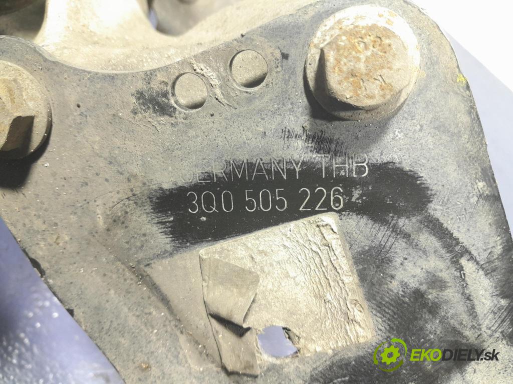 Skoda Superb 2019 náboj Práva: 3Q0505436M