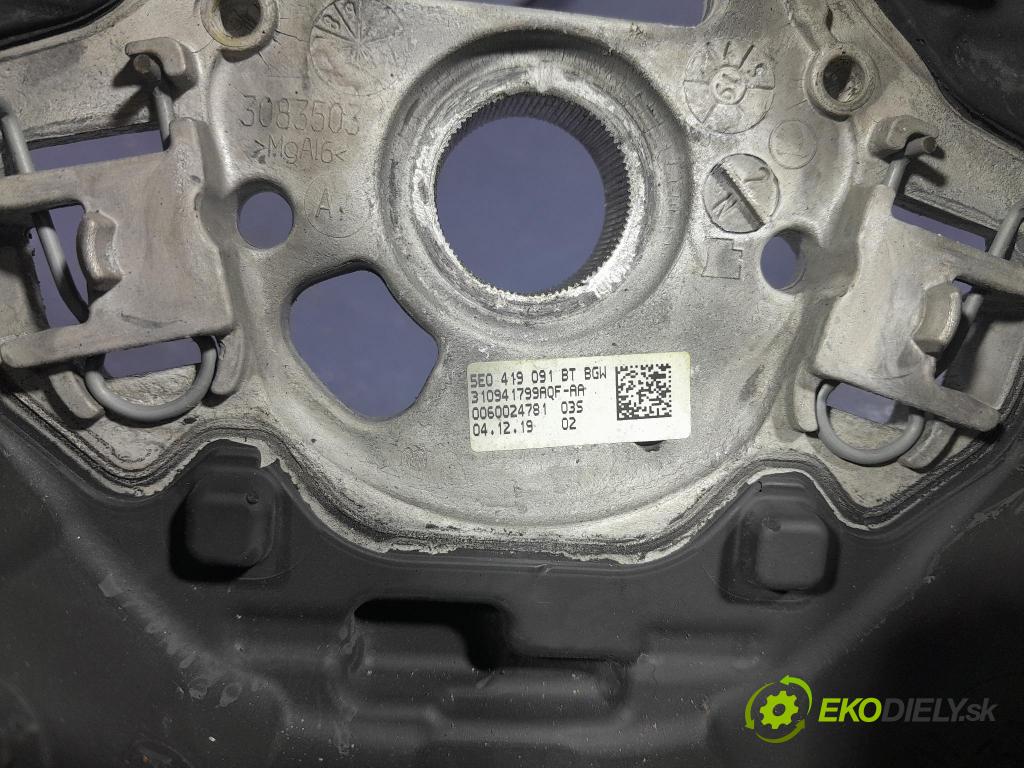 Skoda Superb 2019 volant 5E0419091BT