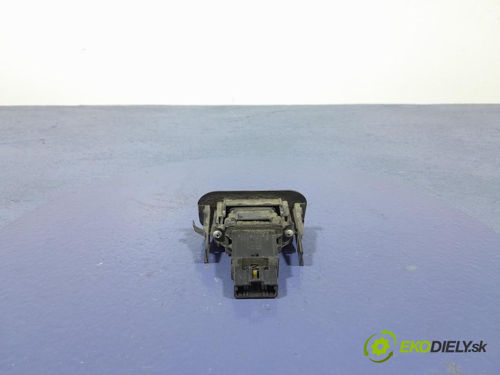 Honda Accord 2010 Přepínač Klapky: kufr M20419