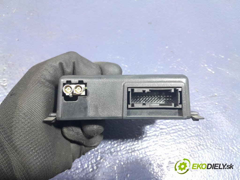 Skoda Superb 2019 řídící jednotka 5NA035284C