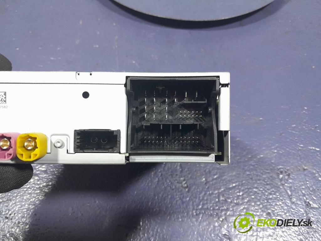 Skoda Superb 2019 Radio I Navigace: 565035874