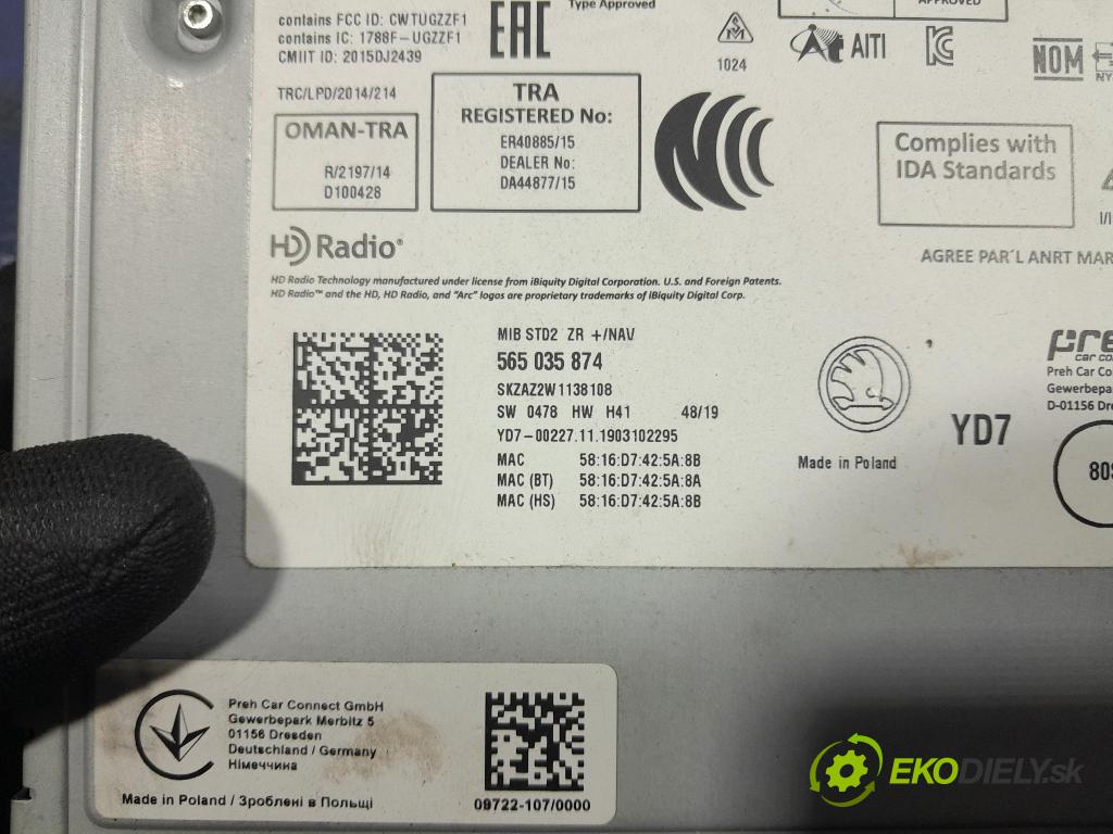 Skoda Superb 2019 Radio I Navigace: 565035874