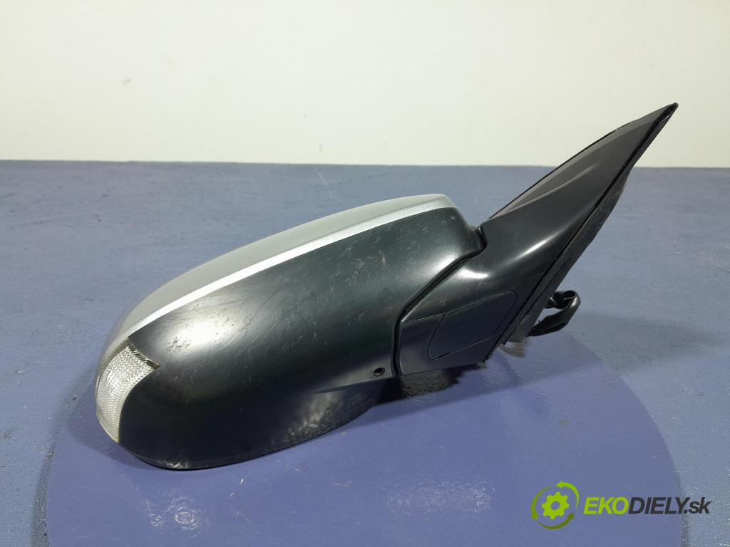 Honda Accord 2010 zpětné zrcátko prave
