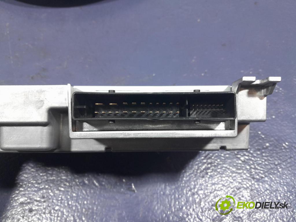 Skoda Superb 2019 Zesilovač: 81A035223