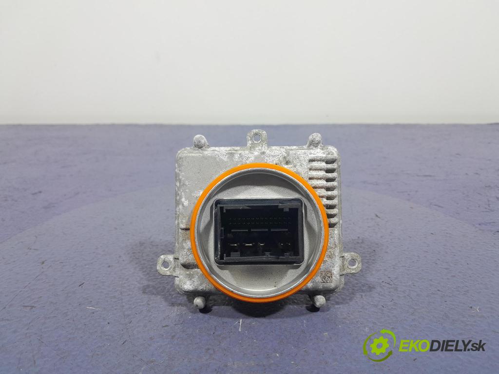 Skoda Superb 2019 měnič 992941571AA