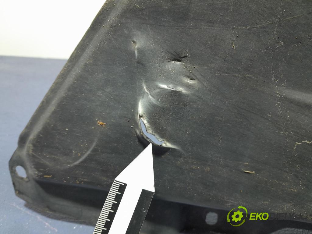 Mazda 6 2016 blatník: Plastický před GHP9K7016