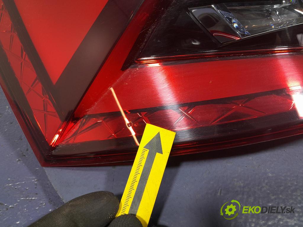 Skoda Superb 2019 světlo Zad: levá Mimo: 3V5945207B