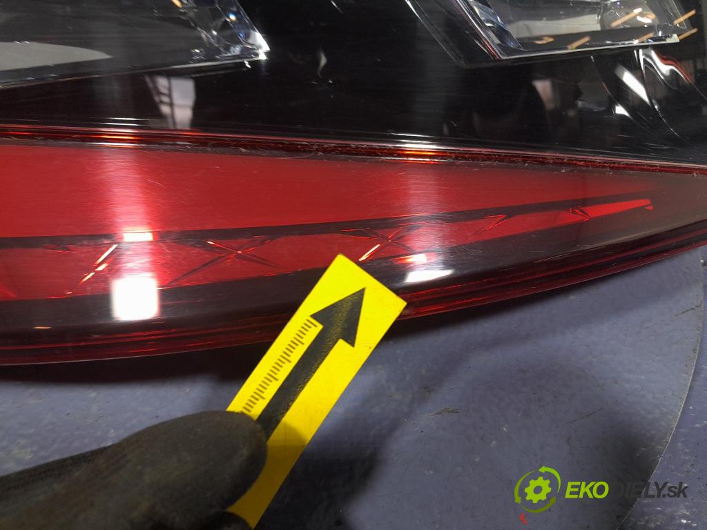 Skoda Superb 2019 světlo Zad: levá Mimo: 3V5945207B