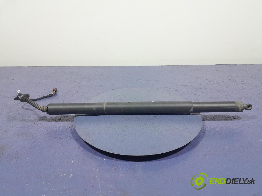 Skoda Superb 2019 Aktuátor: 3V0827851B