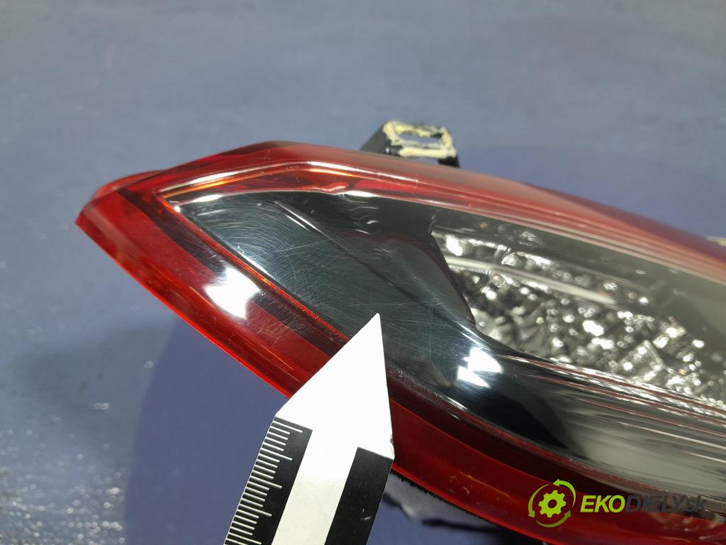 Mazda 6 2016 světlo Zad: Práva: Uvnitř 226-41957