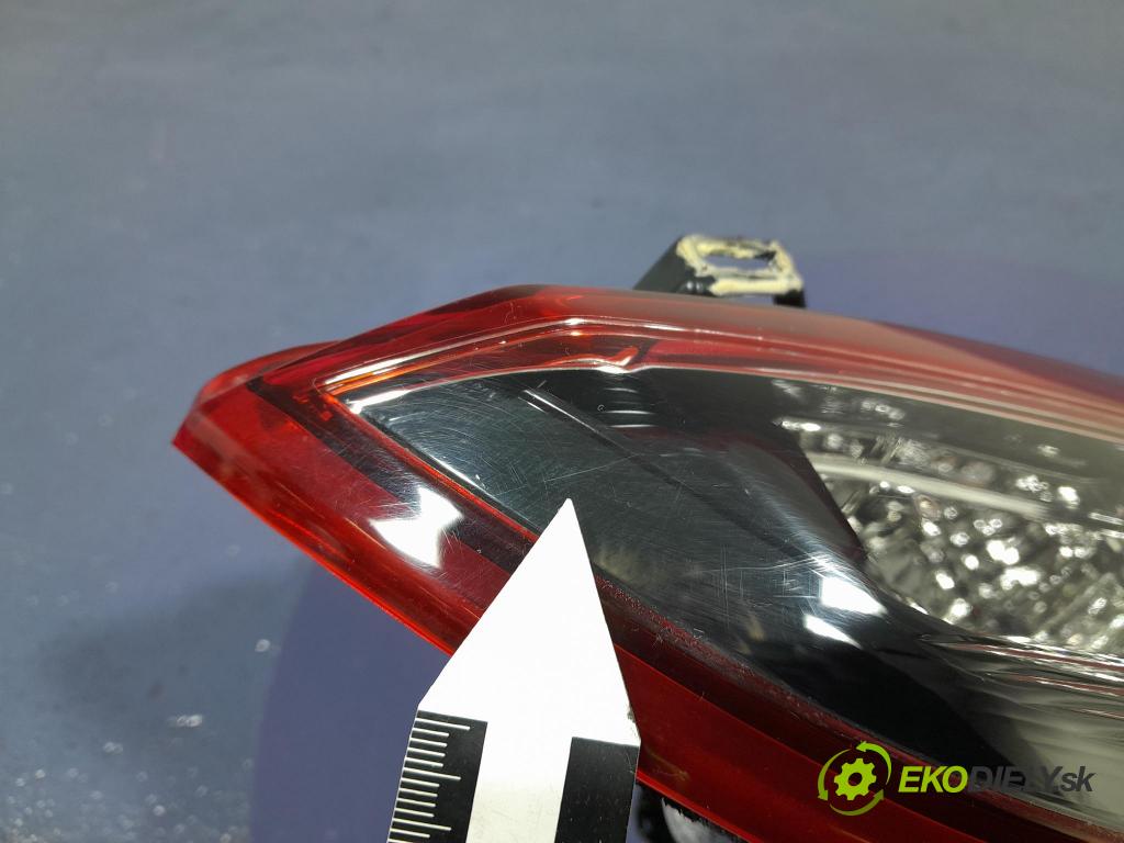 Mazda 6 2016 světlo Zad: Práva: Uvnitř 226-41957