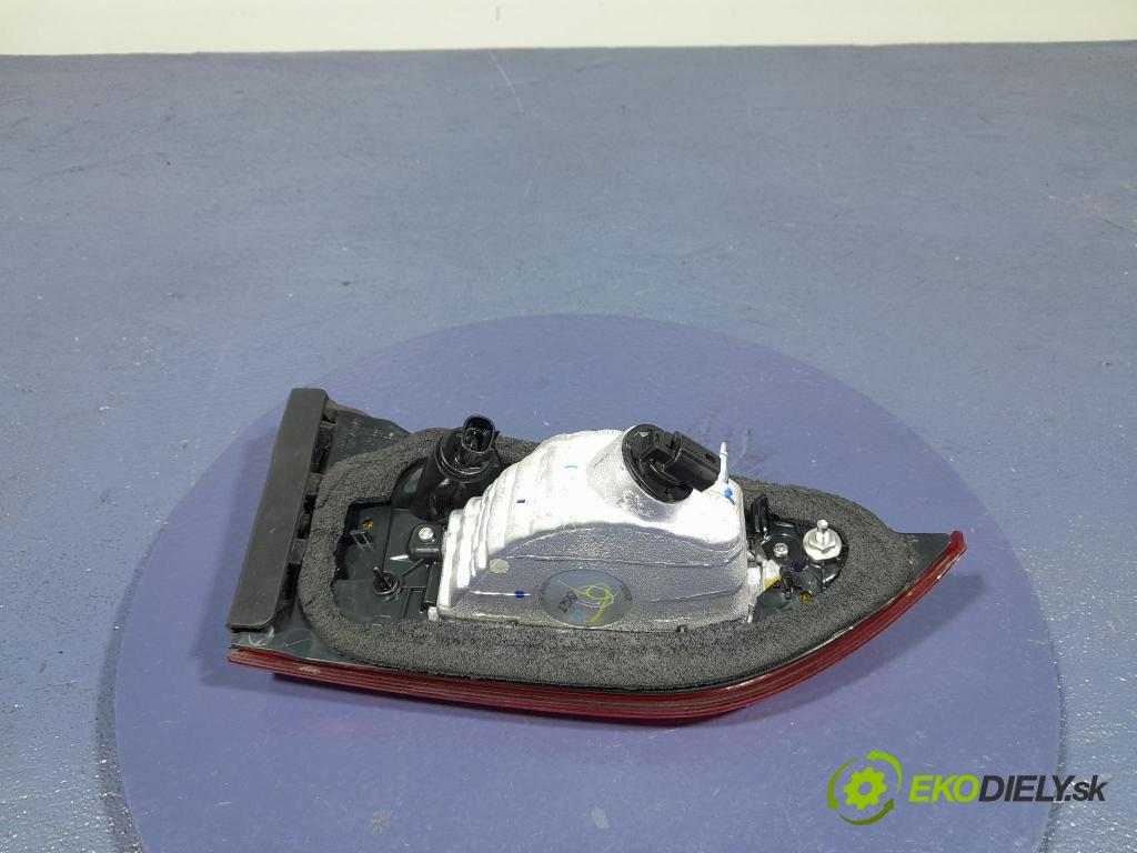 Mazda 6 2016 světlo Zad: Práva: Uvnitř 226-41957