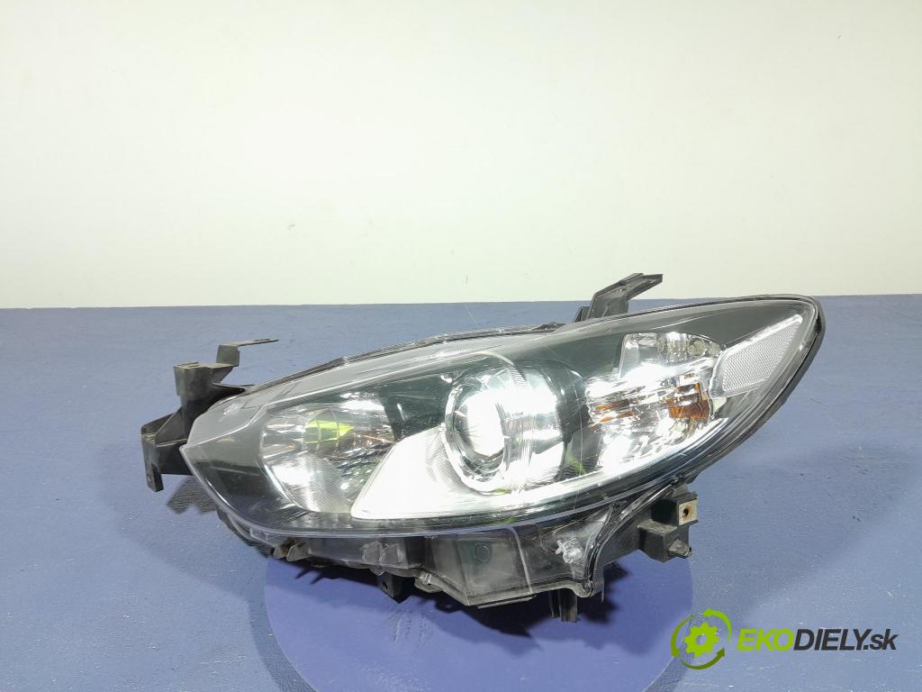 Mazda 6 2016 Reflektor: Vľavo: