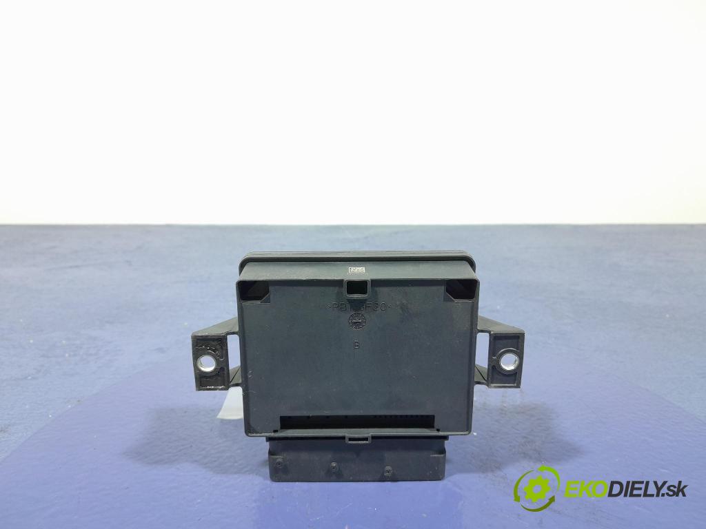 Mazda 6 2016 snímač / řídící jednotka PDC GRT6-437E1