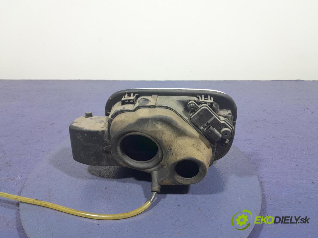 Skoda Superb 2019 Klapka Infuze Paliva: 3V5809702B