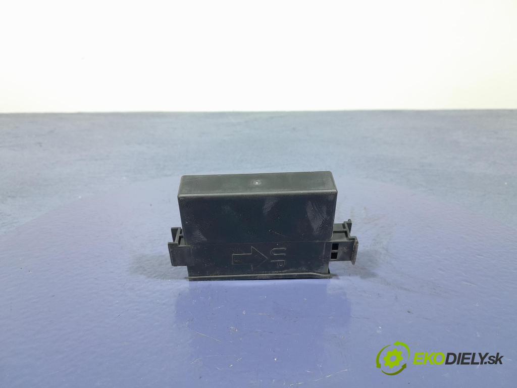 Mazda 6 2016 řídící jednotka D09V675U0