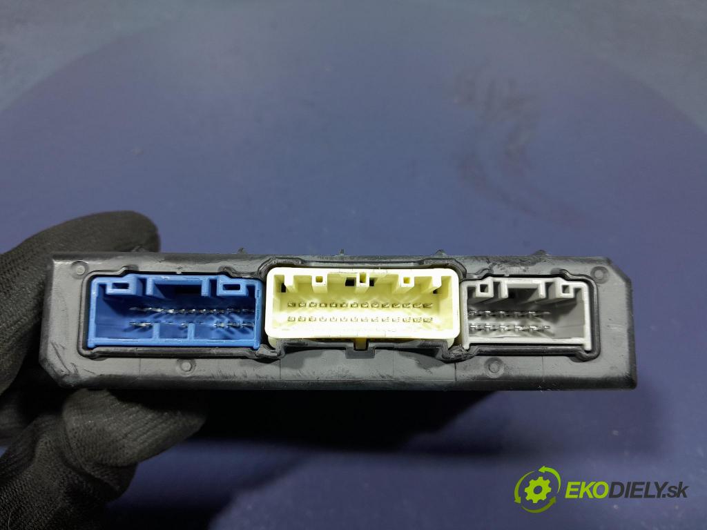 Mazda 6 2016 skříňka Pojistky TK52-675X0B