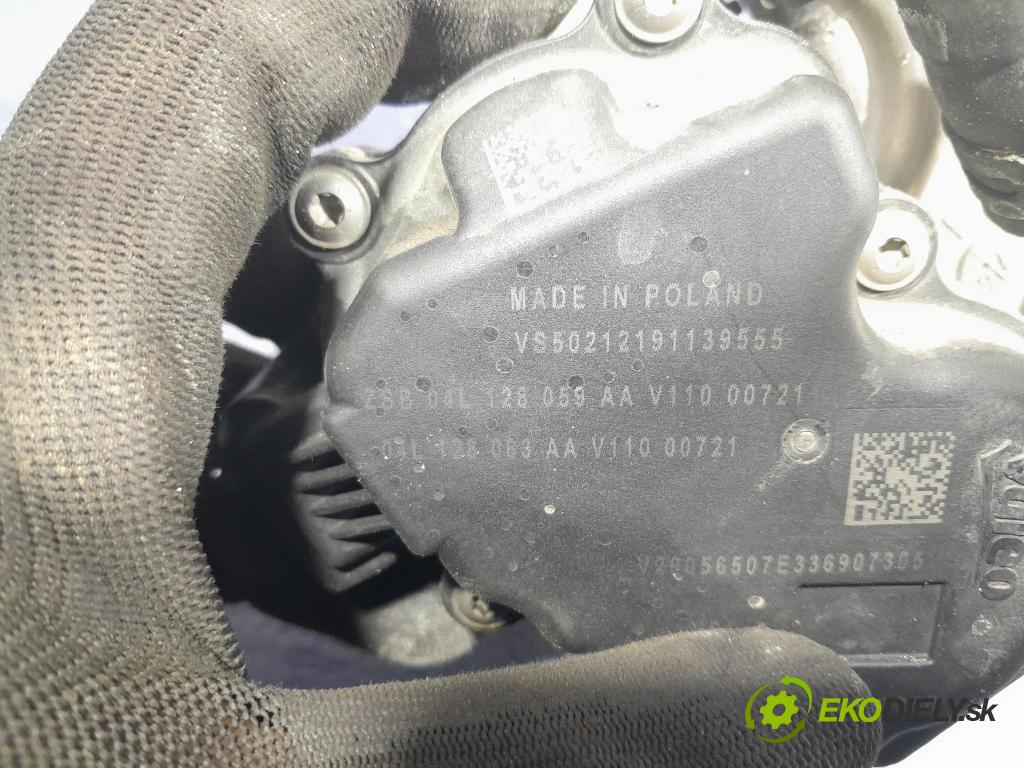 Skoda Superb 2019 škrticí klapka 04L128063AA