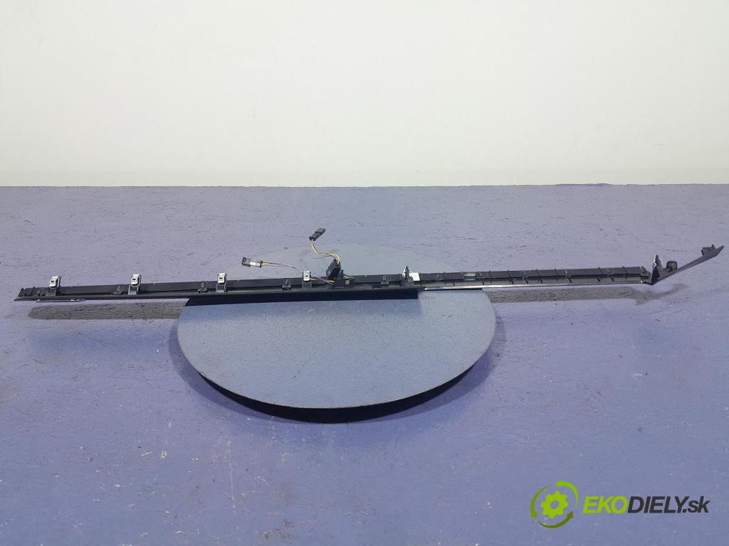 Skoda Superb 2019 lišta Dekoratívní: Uvnitř 3V1858418F